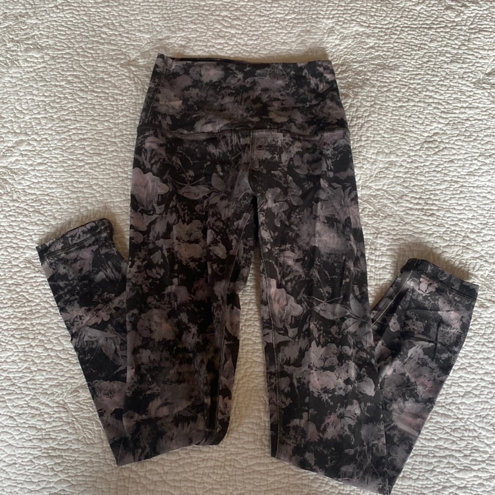 Lululemon Align leggings